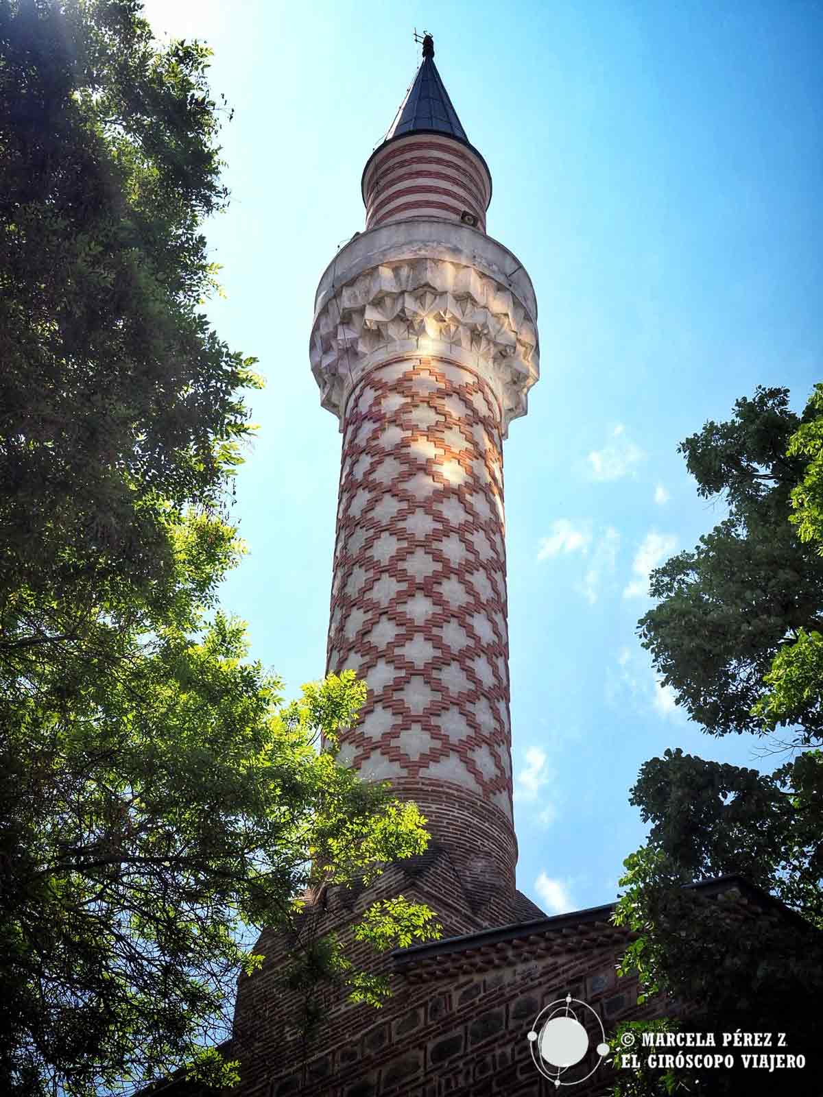 Minarete de la mezquita Dzhumaya en Plovdiv